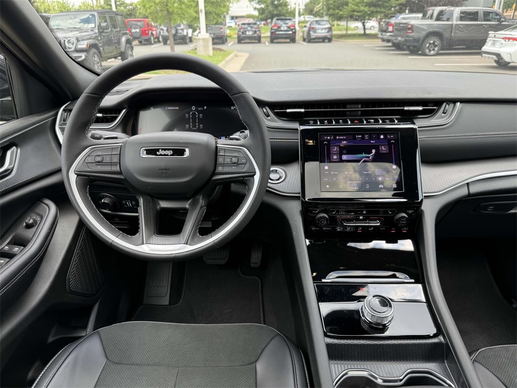 2025 Jeep Grand Cherokee Altitude X photo 20