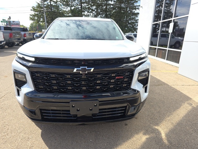 2026 Chevrolet Traverse RS photo 3