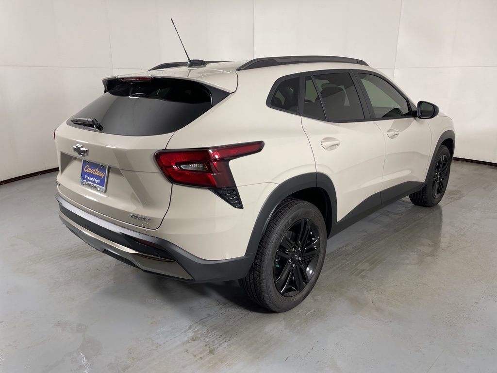 2026 Chevrolet Trax ACTIV photo 4