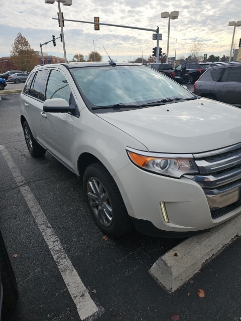 2013 Ford Edge SEL photo 2