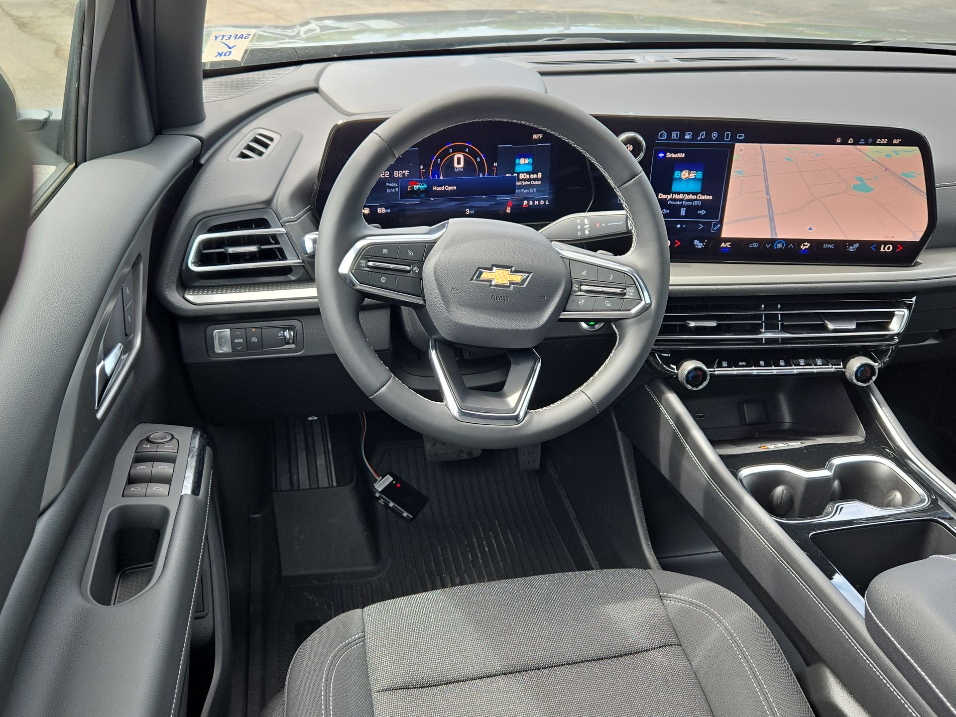 2025 Chevrolet Traverse photo 48