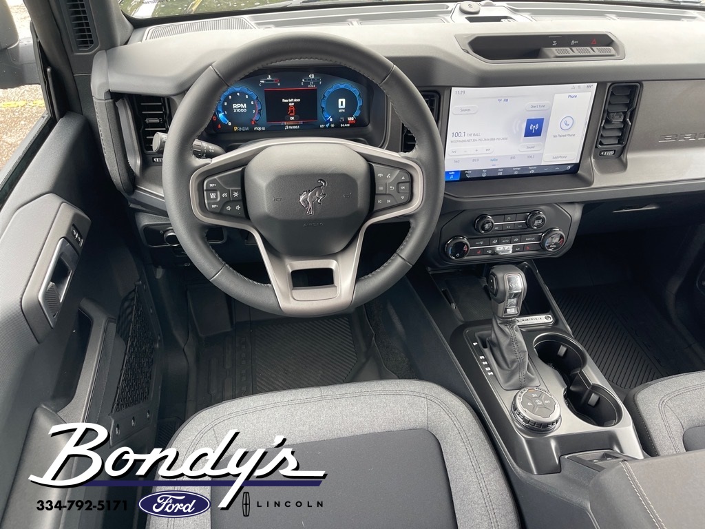 2025 Ford Bronco Big Bend photo 3