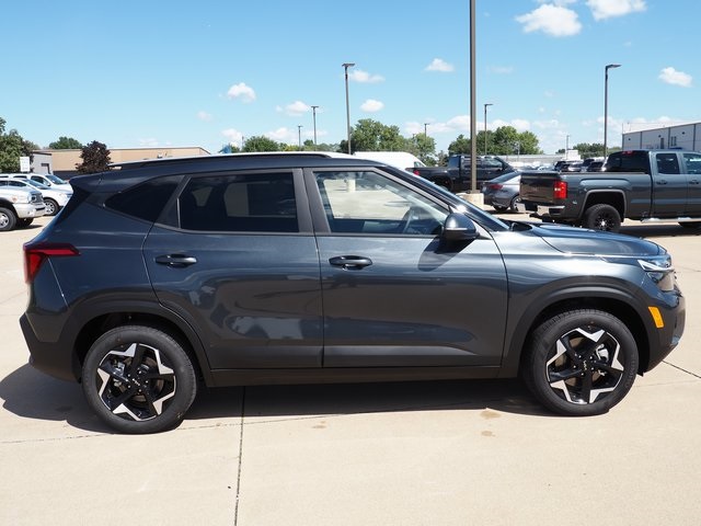 2026 Kia Seltos S photo 4