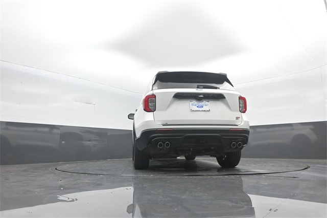 2022 Ford Explorer ST photo 31