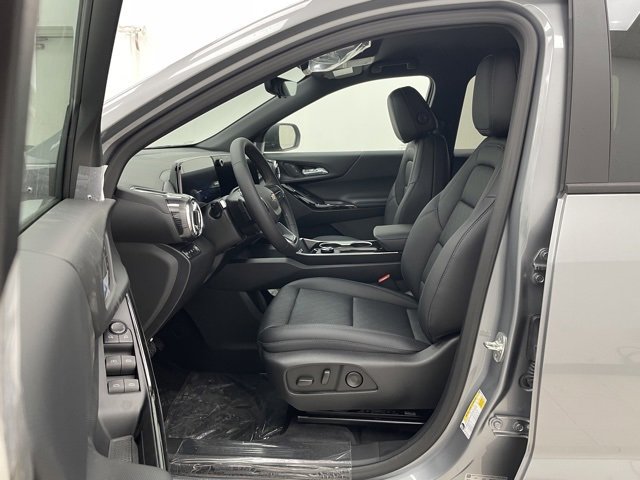 2026 Chevrolet Equinox LT photo 7