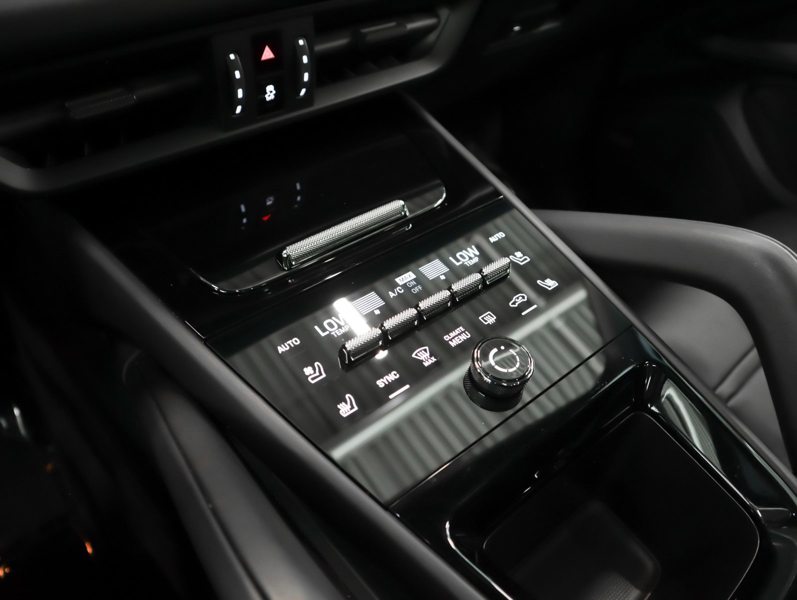 2024 Porsche Cayenne Coupe photo 17