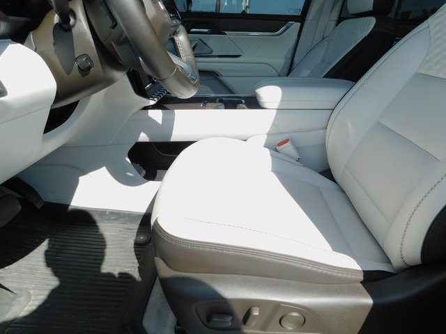 2024 Gmc Acadia Denali photo 18