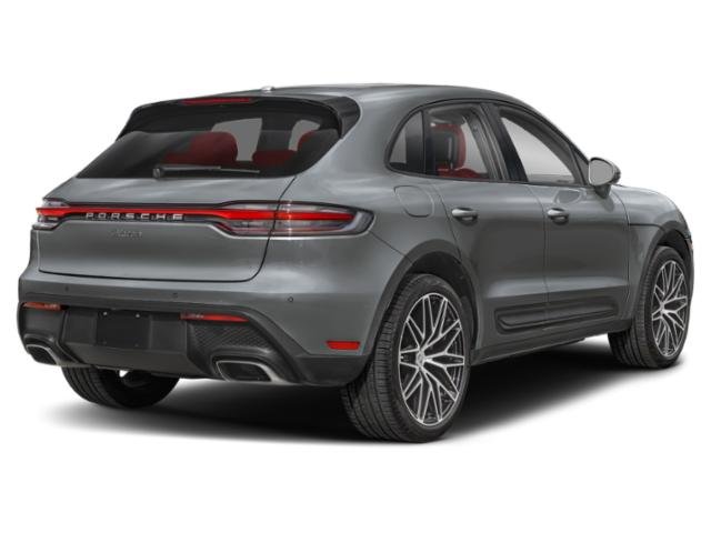 2026 Porsche Macan T photo 2