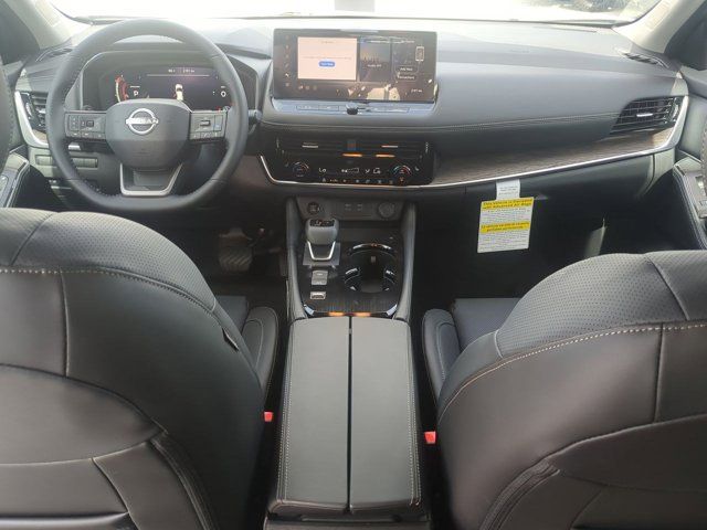 2025 Nissan Rogue Platinum photo 11