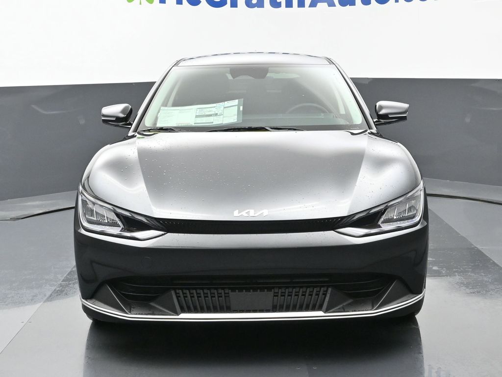 2024 Kia EV6 Light photo 3