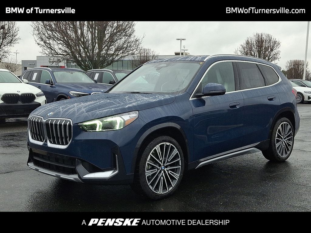 2026 BMW X1 28i's photo