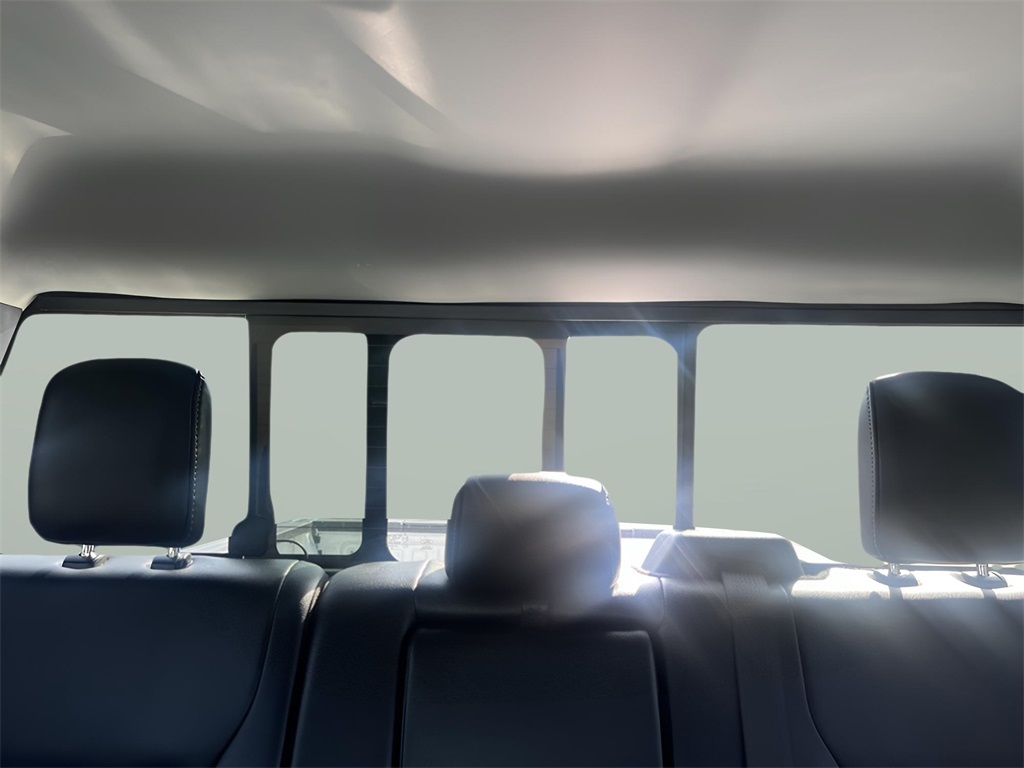 2023 Ford F-250 photo 25