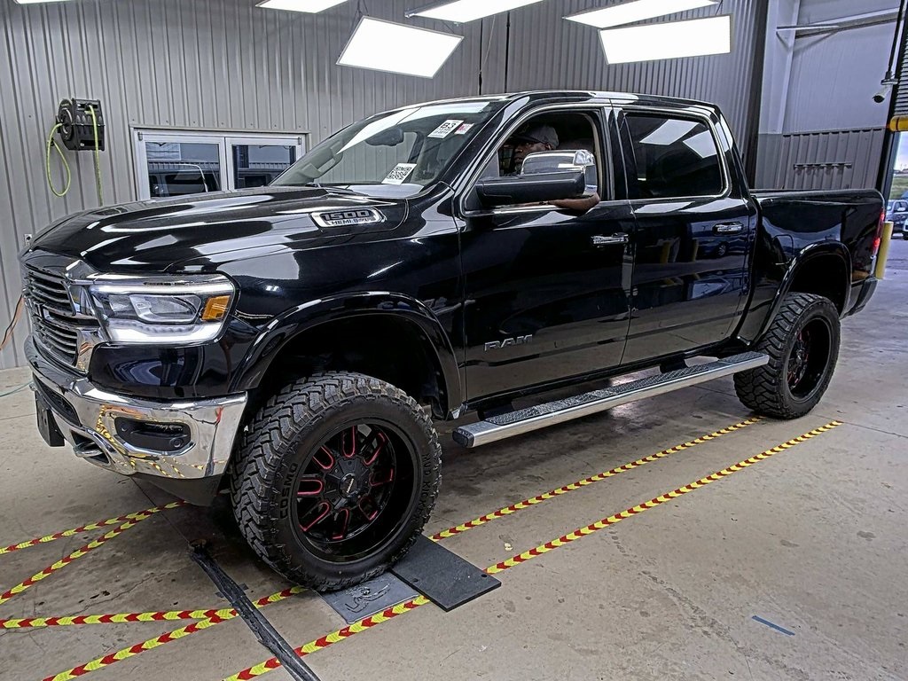2019 Ram 1500 Laramie photo 3