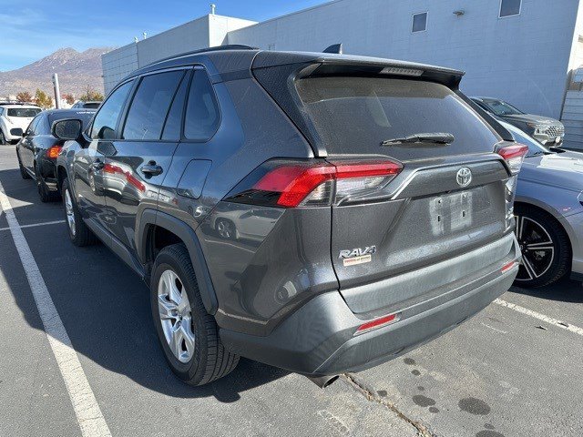 Used 2020 Toyota RAV4 XLE with VIN 2T3P1RFV1LC132253 for sale in Northfield, Minnesota
