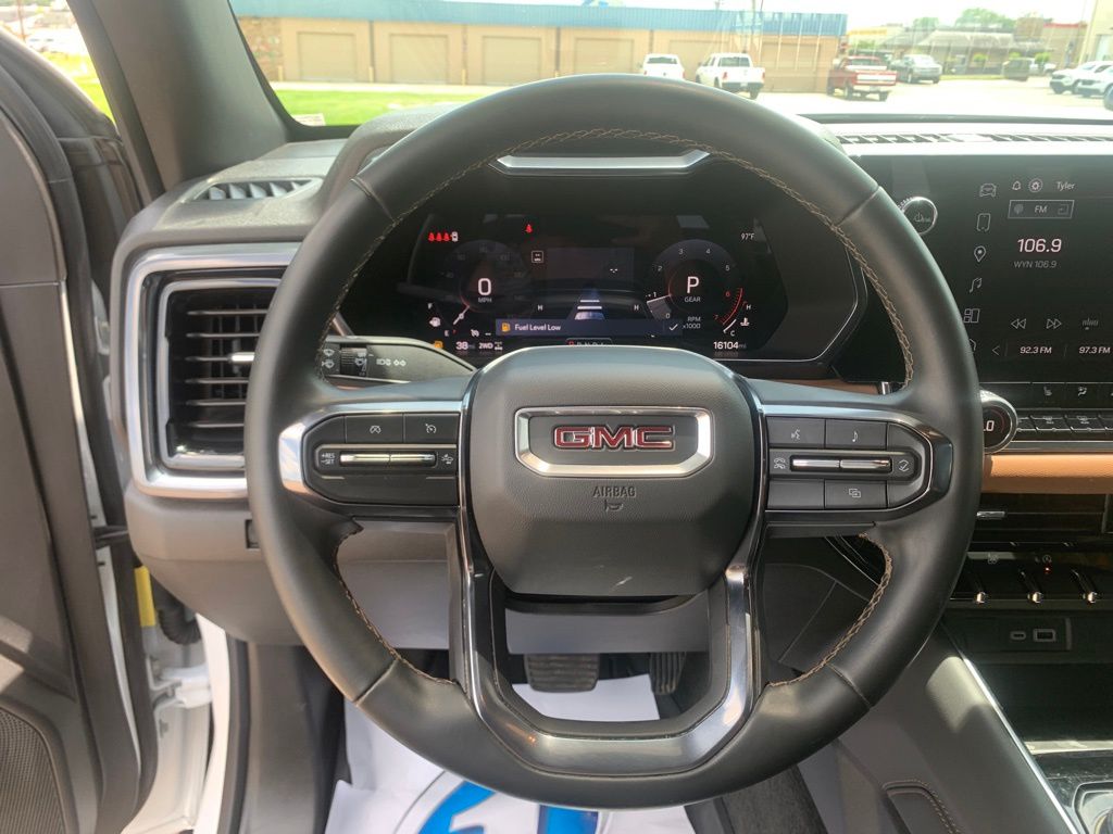 2024 Gmc Canyon AT4 photo 14