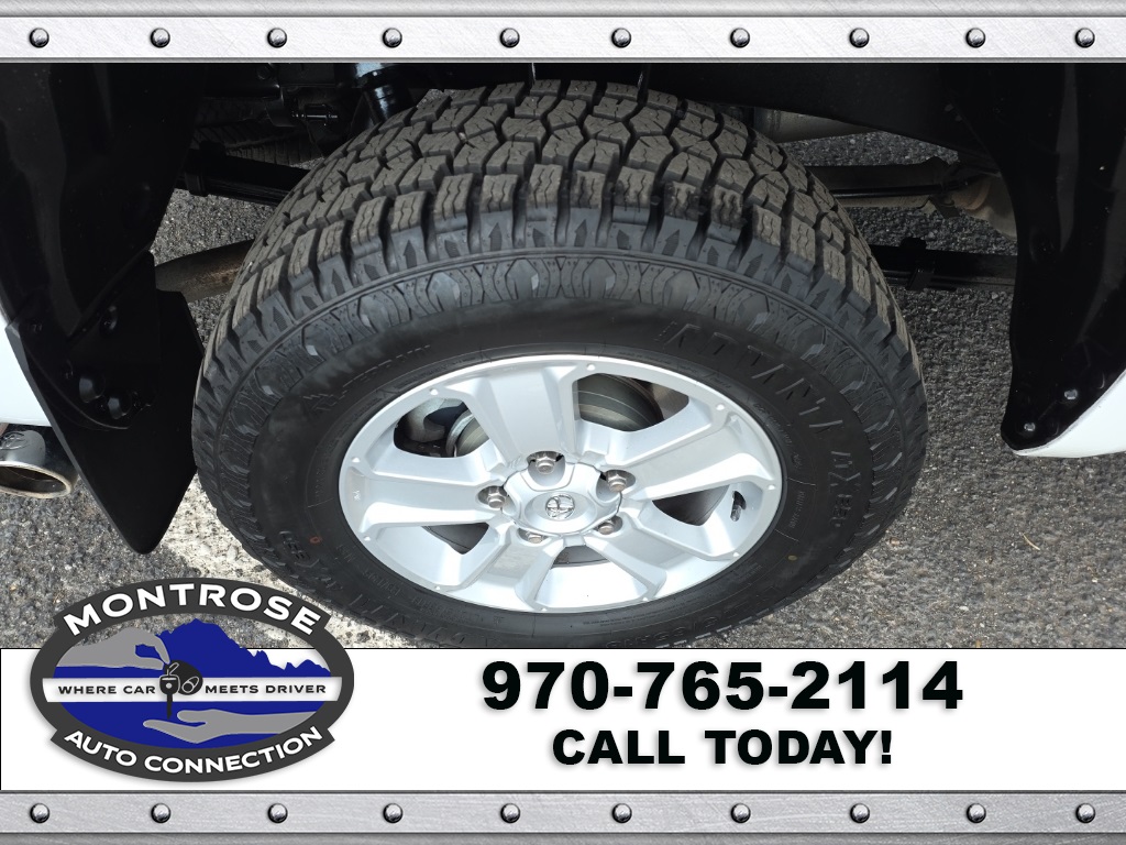 2014 Toyota Tundra SR5 photo 12
