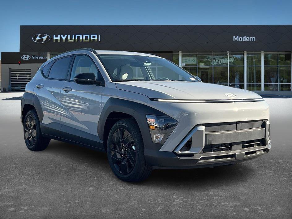 2026 Hyundai Kona SEL photo 2