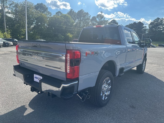 2026 Ford F-350 King Ranch photo 3