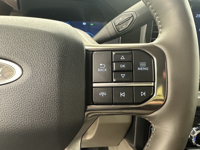 2026 Ford F-350 Platinum photo 37
