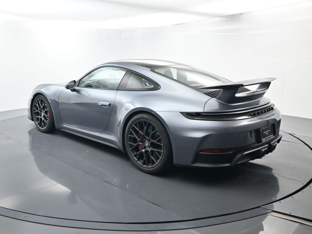 2026 Porsche 911 4 GTS photo 2