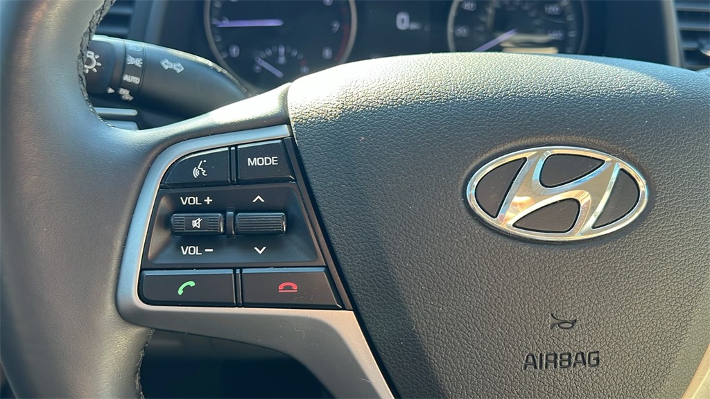 2017 Hyundai Elantra Value Edition photo 14
