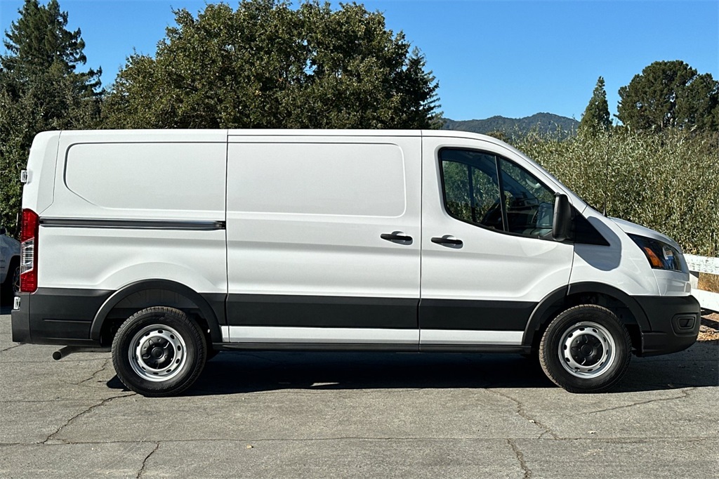 2025 Ford Transit photo 2