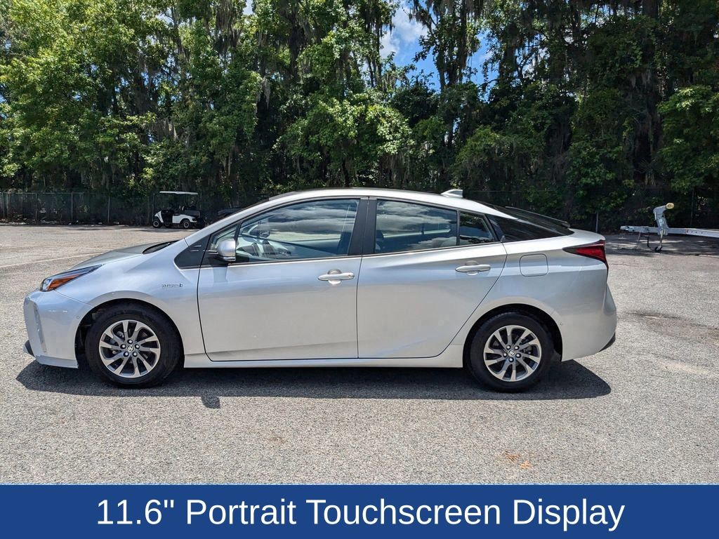 2022 Toyota Prius Limited photo 6
