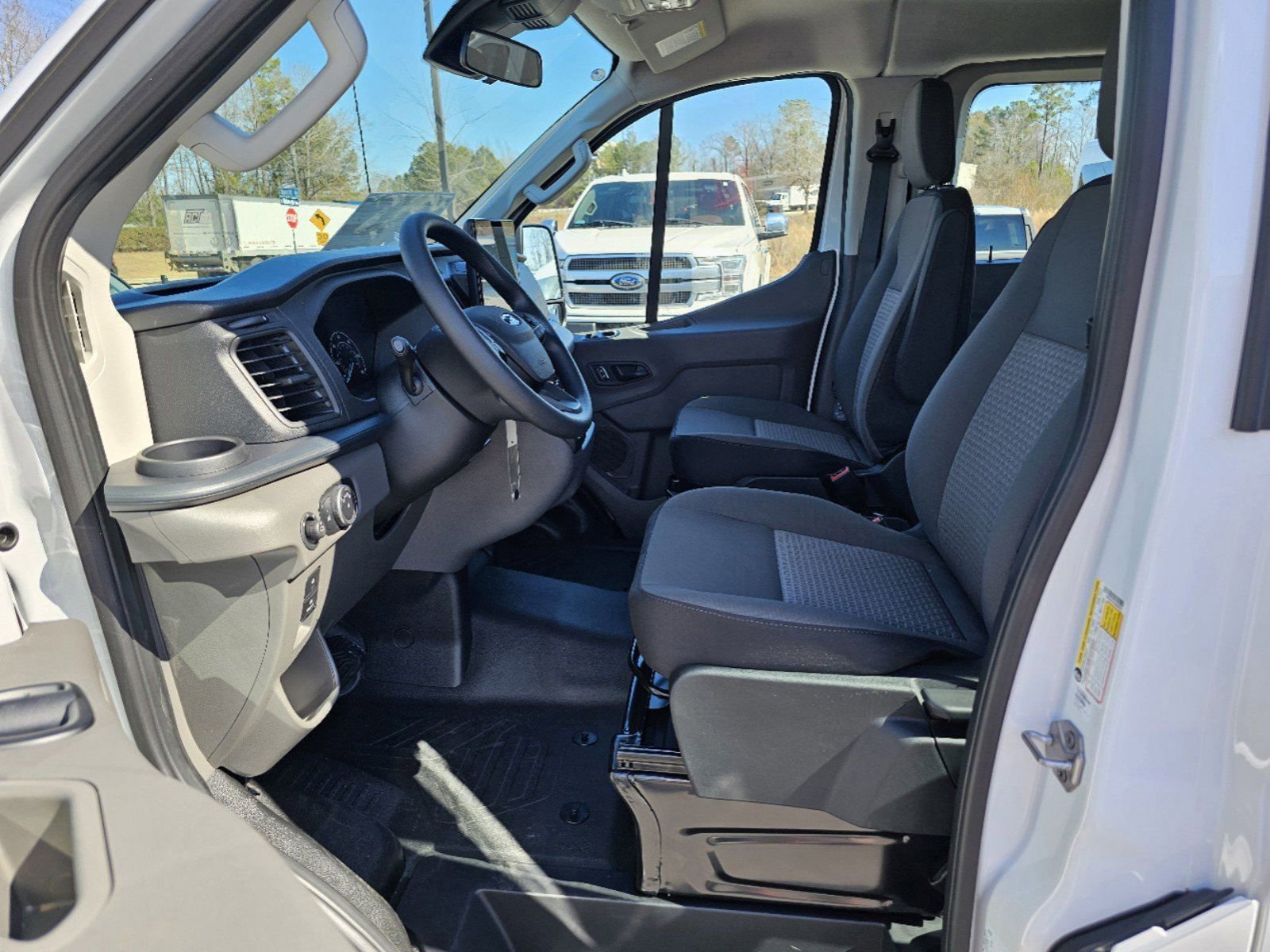 2024 Ford Transit Passenger XL photo 14