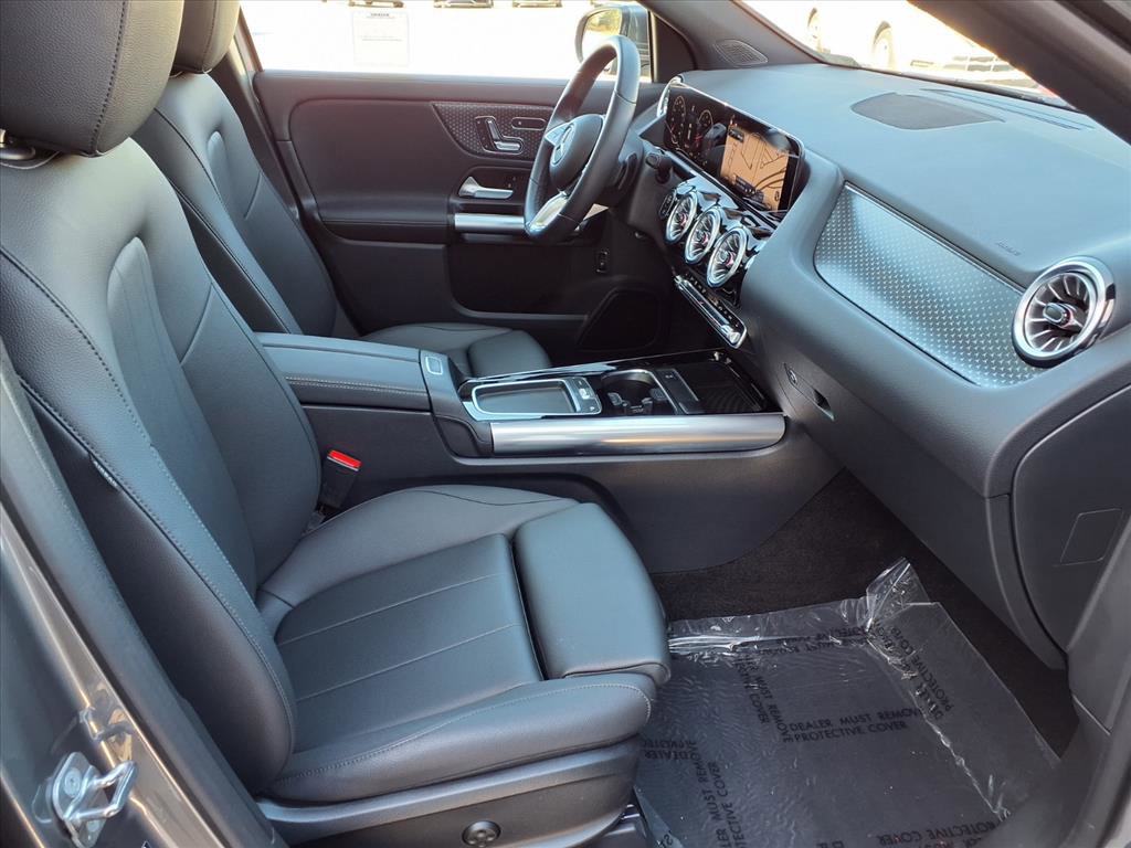 2025 Mercedes Benz GLA 250 4MATIC photo 16