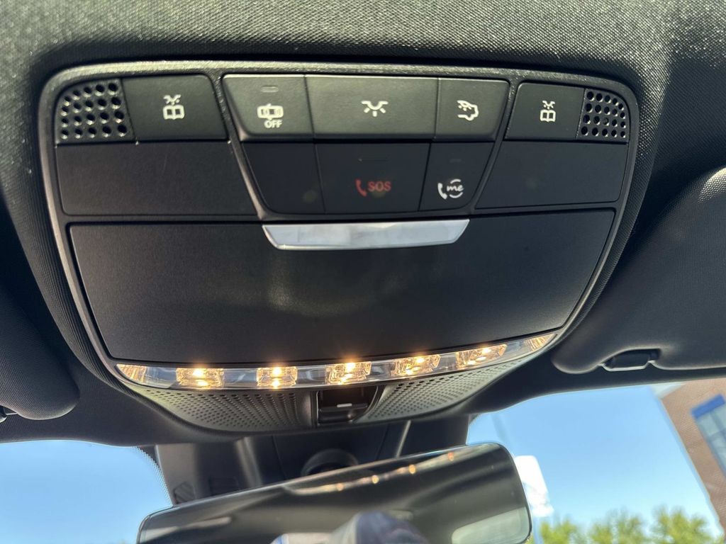 2022 Mercedes Benz E 350 4MATIC photo 18