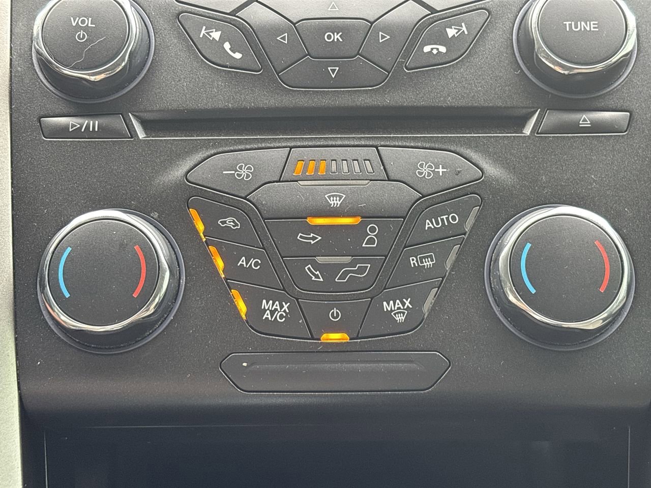 2018 Ford Fusion Hybrid S photo 21