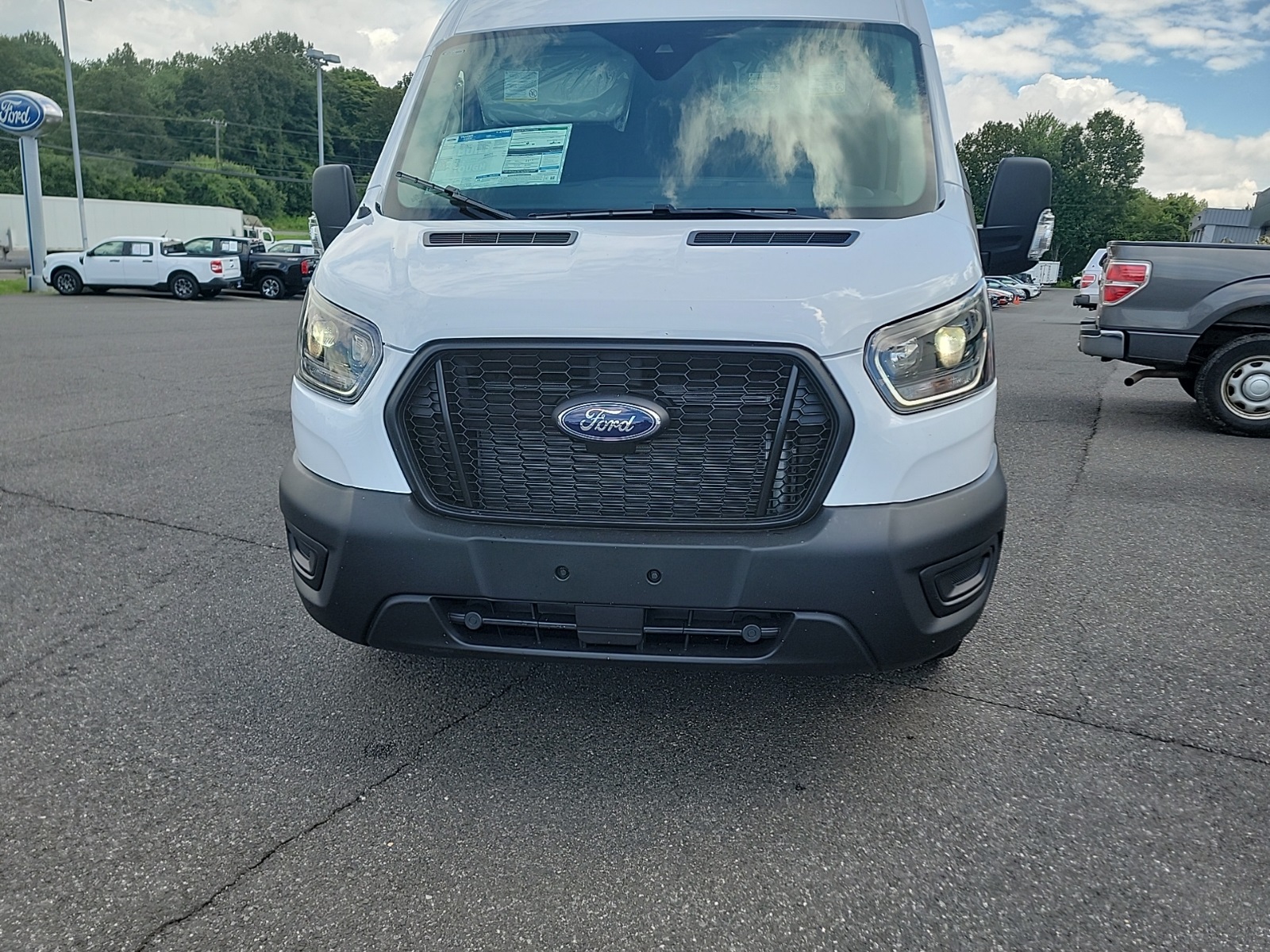 2025 Ford Transit photo 19