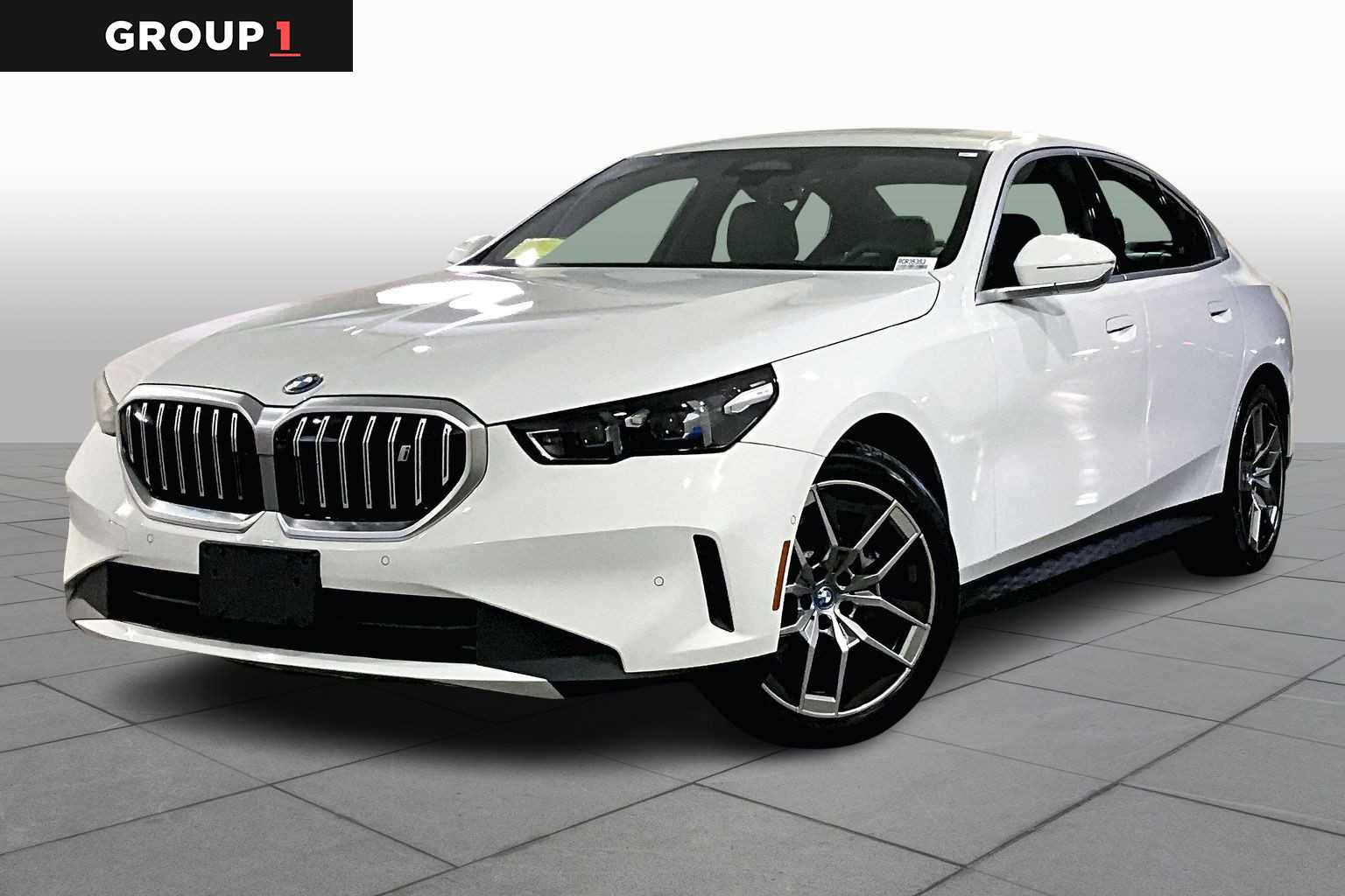 2024 BMW i5 40's photo