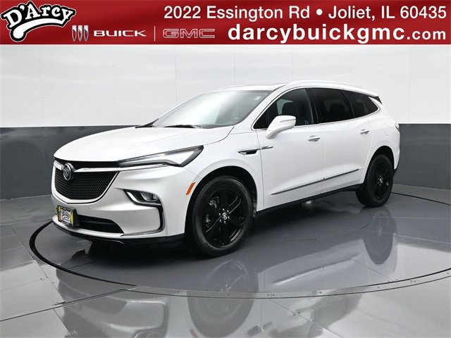 2024 Buick Enclave Essence's photo