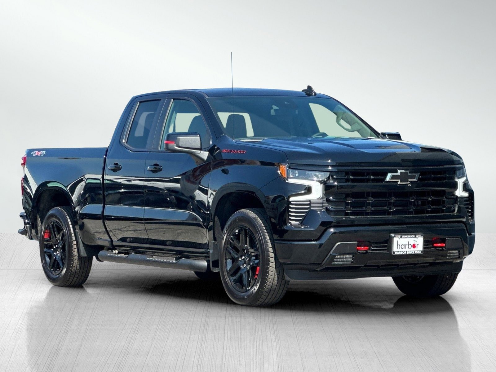 2025 Chevrolet Silverado RST photo 2