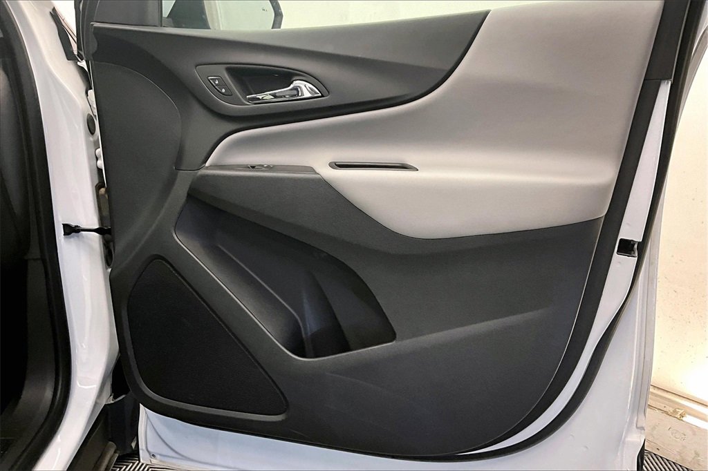 2023 Chevrolet Equinox LT photo 21