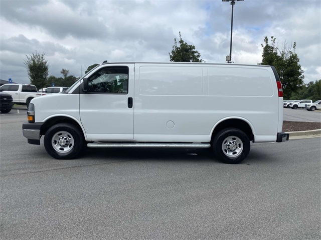 2024 Chevrolet Express 2500 Work Van Cargo photo 8