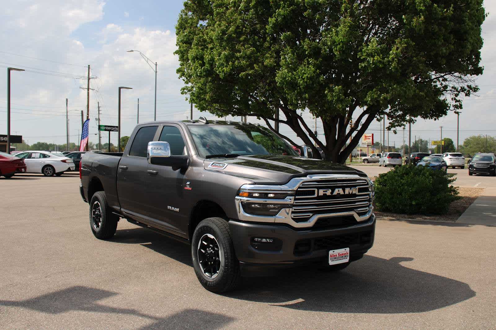 2025 Ram 2500 Laramie photo 2