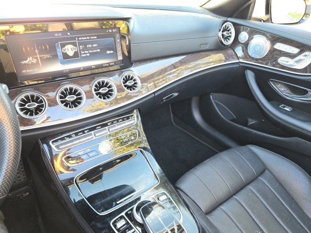 2018 Mercedes Benz E 400 photo 14