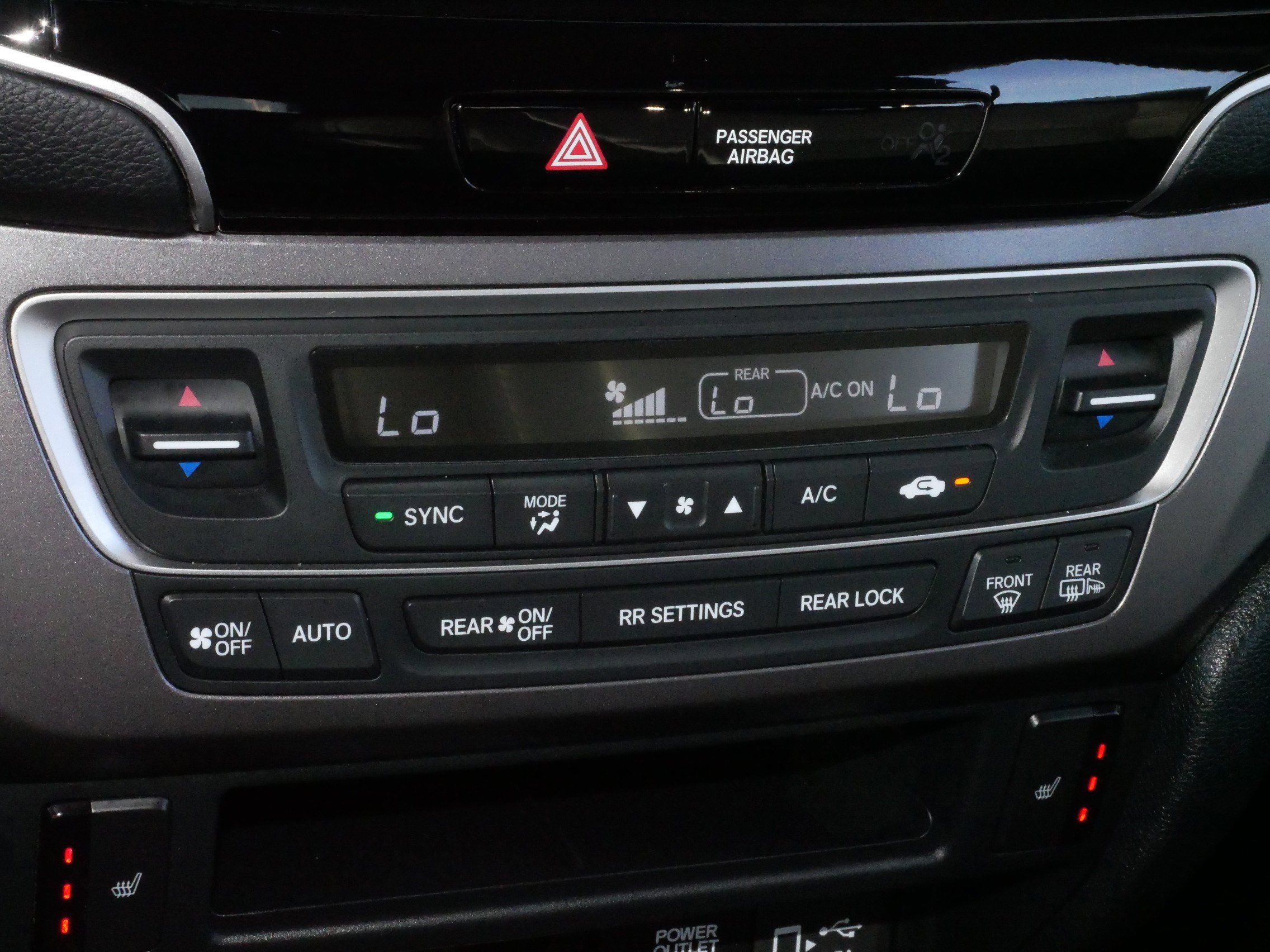 2022 Honda Pilot SE photo 21
