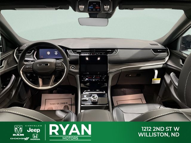 2025 Jeep Grand Cherokee Limited's photo