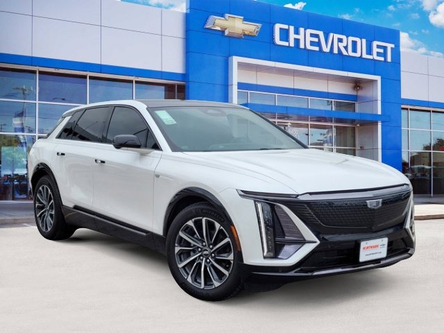 2024 Cadillac LYRIQ Sport 1's photo