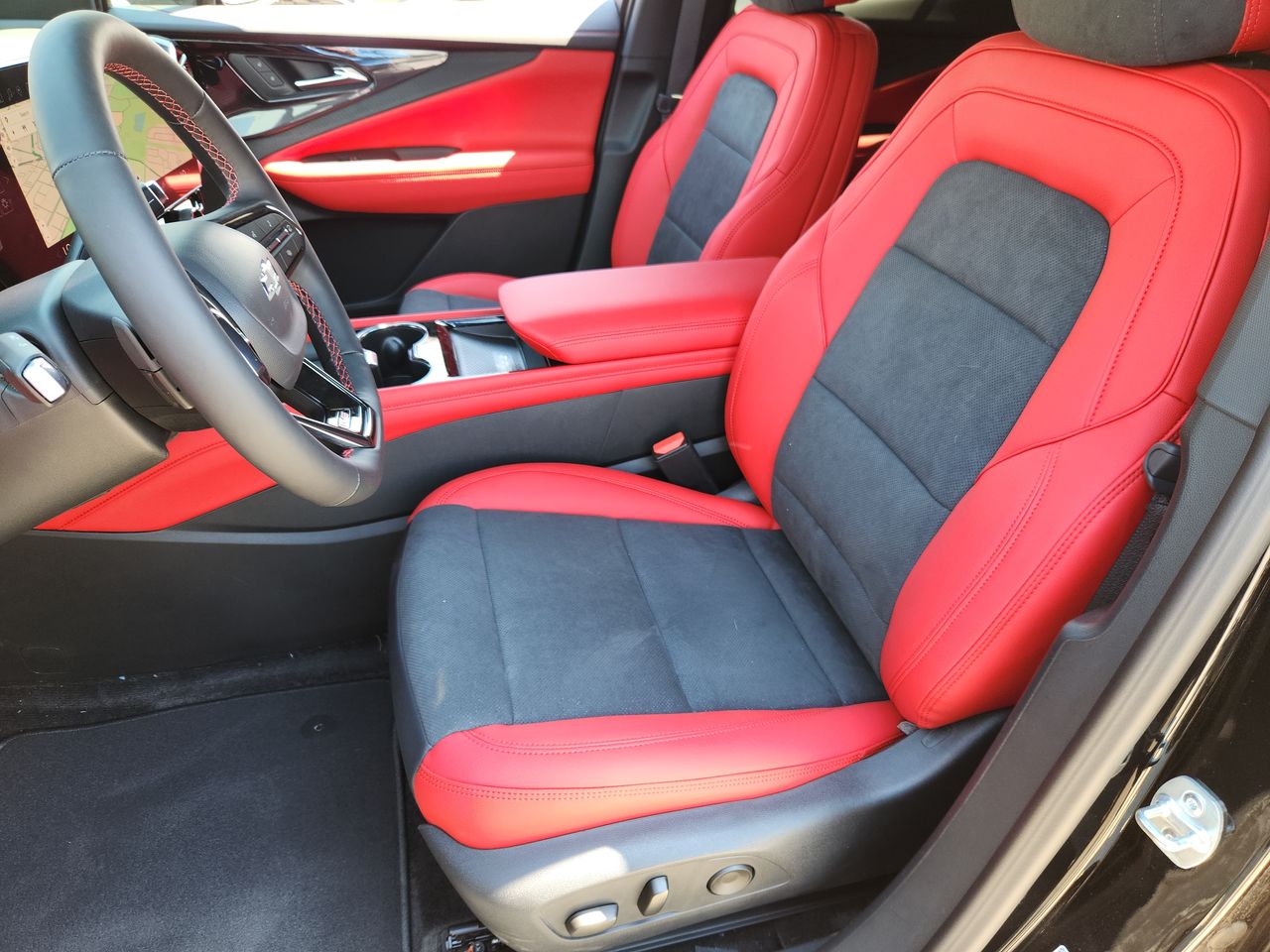 2025 Chevrolet Blazer EV RS photo 15