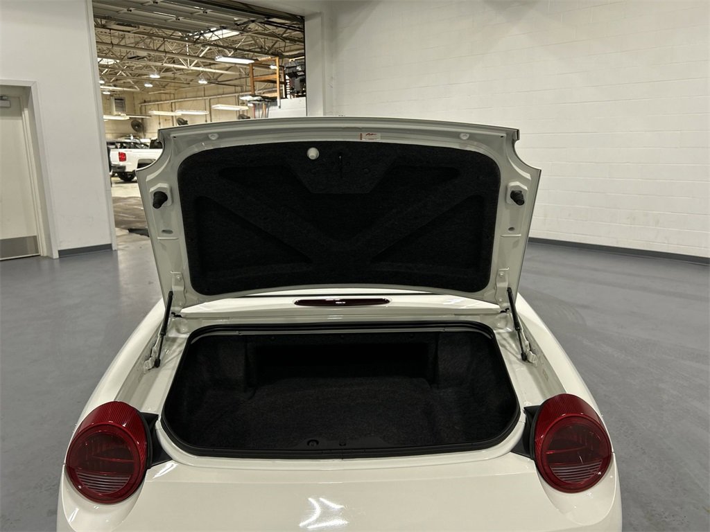 2002 Ford Thunderbird Base photo 19