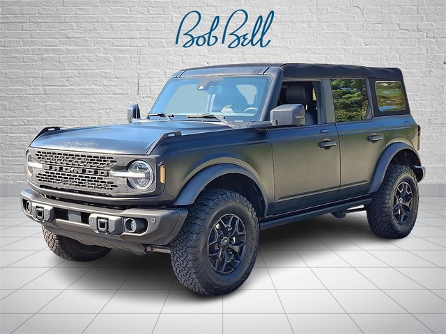 2023 Ford Bronco Badlands photo 3