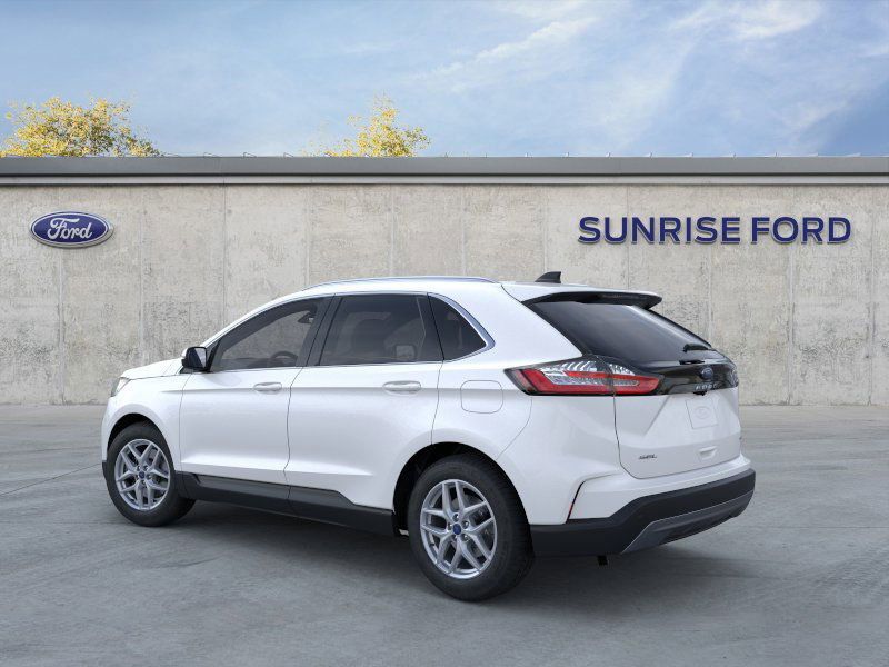 2024 Ford Edge SEL photo 4
