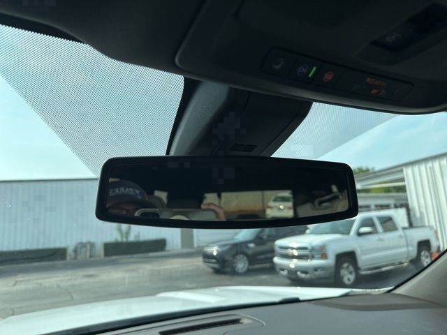 2021 Gmc Yukon SLT photo 32