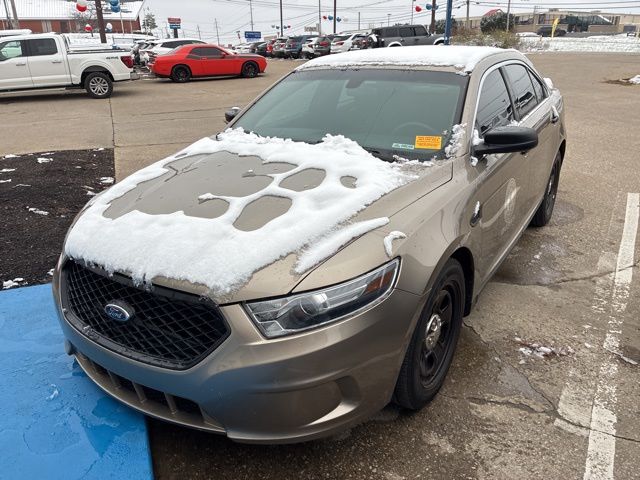 2017 Ford Taurus photo 3