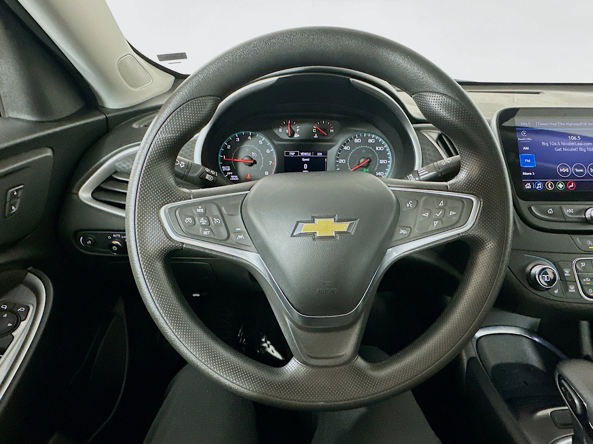 2023 Chevrolet Malibu 1LT photo 11