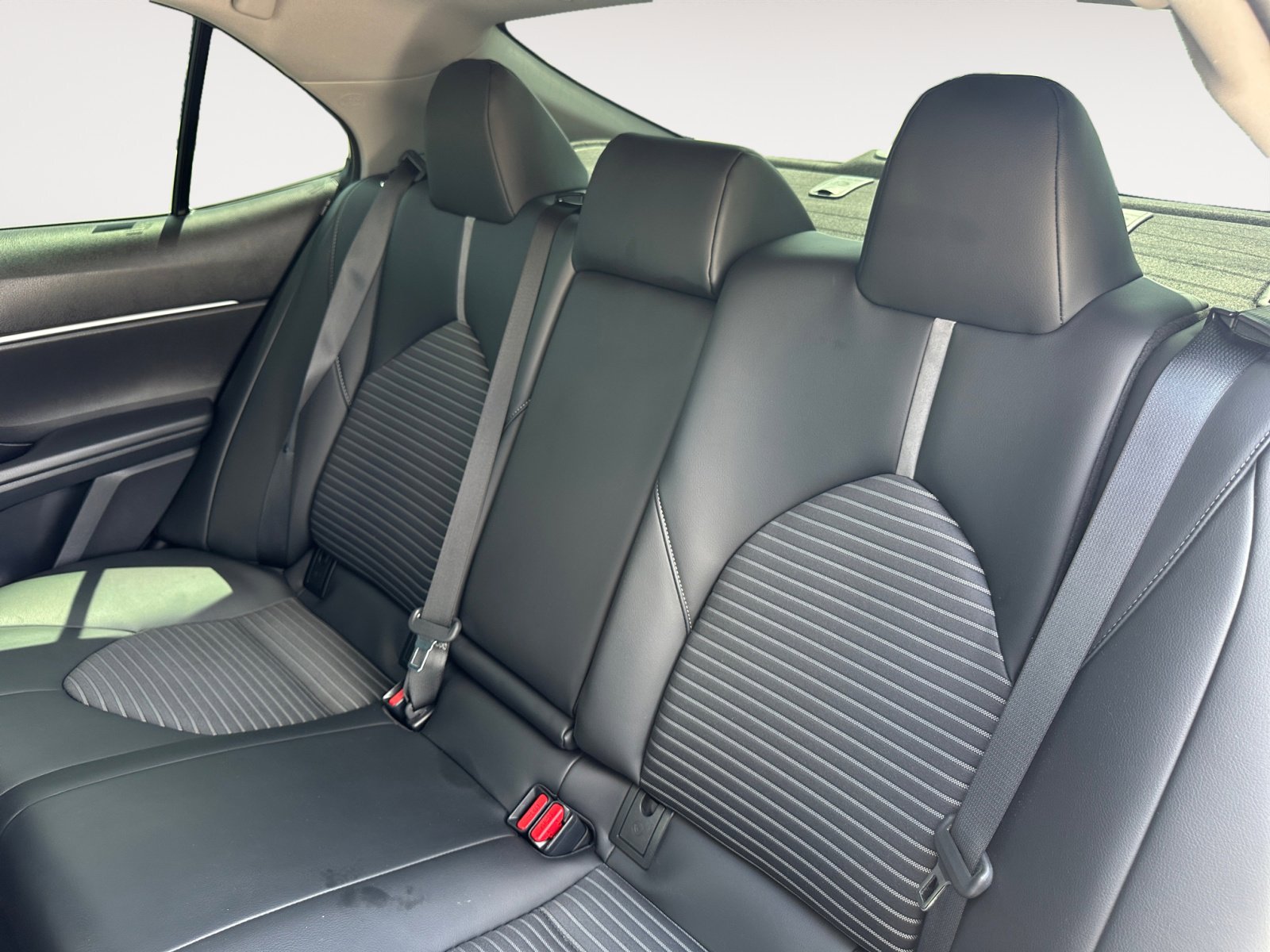 2024 Toyota Camry SE photo 21